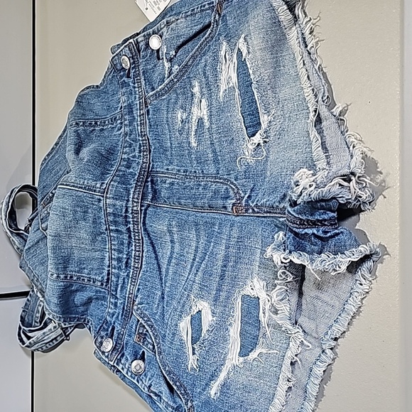 American Eagle small new with tags overall jean shorts - Picture 5 of 8